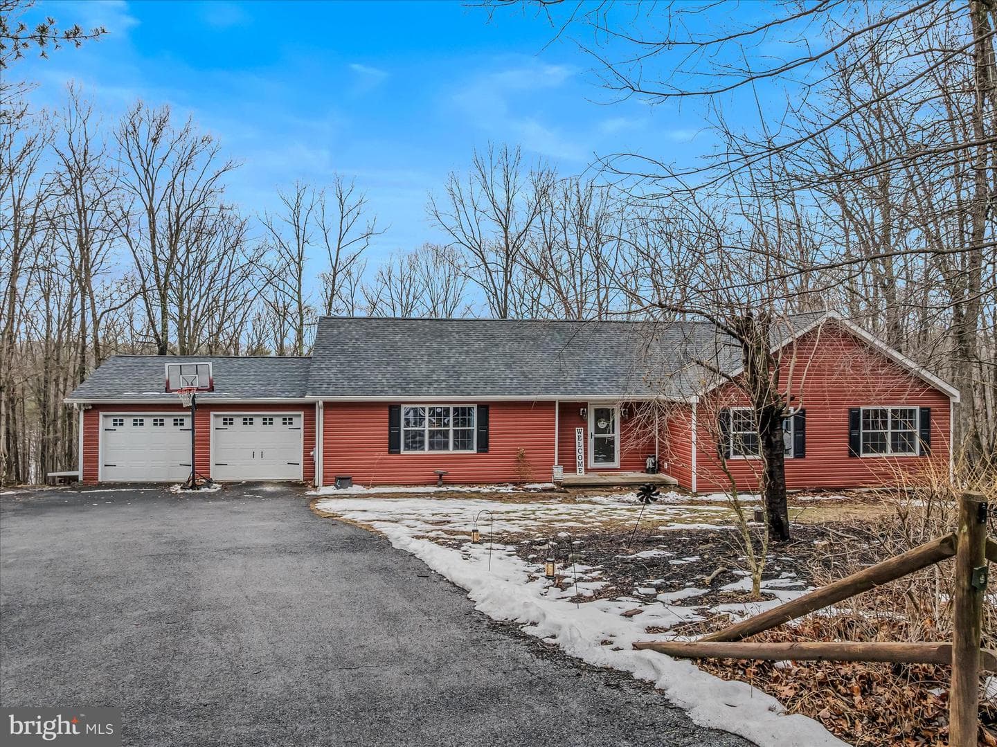 242 Driftwood Drive photo 2