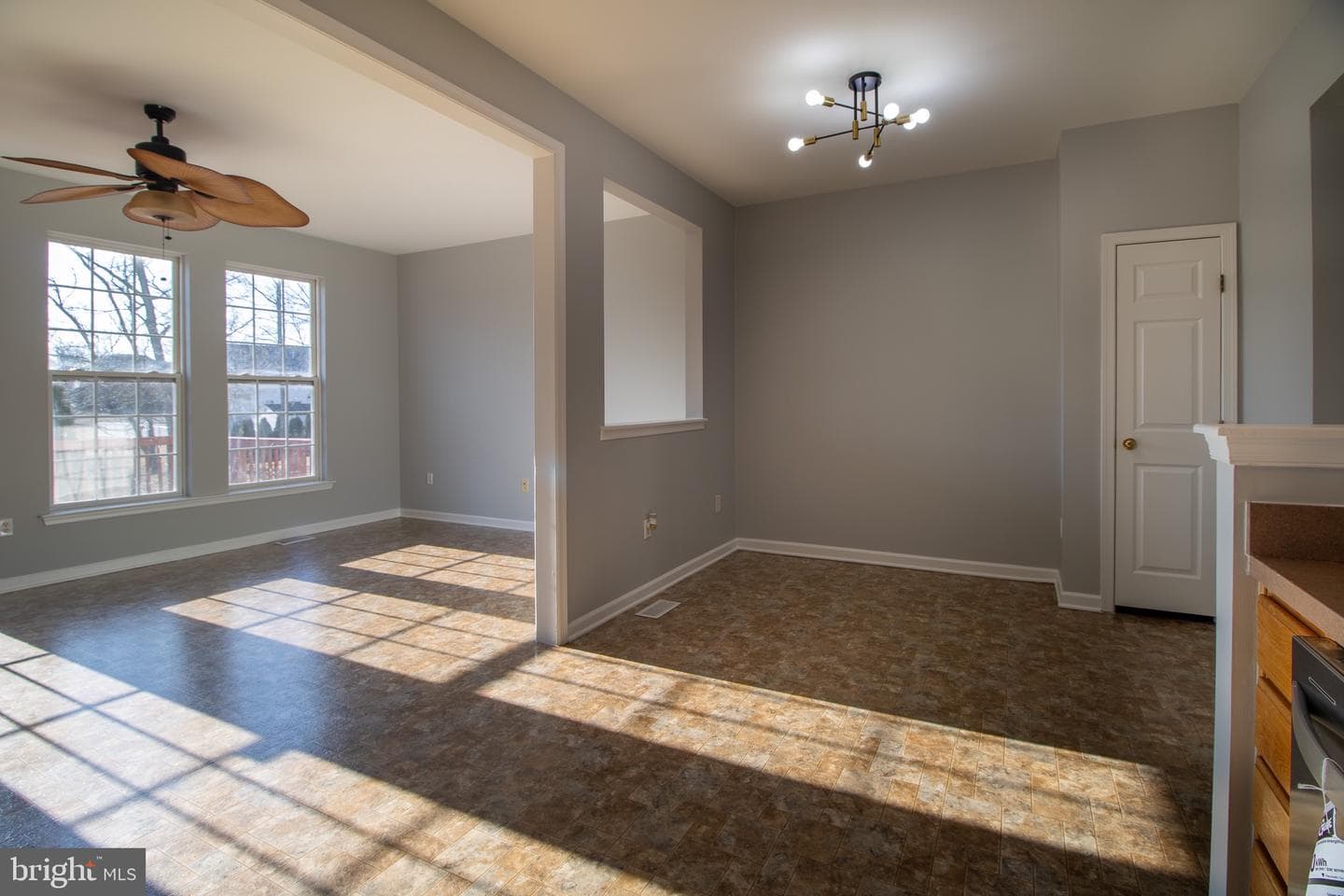 98 Lullwater Way photo 12