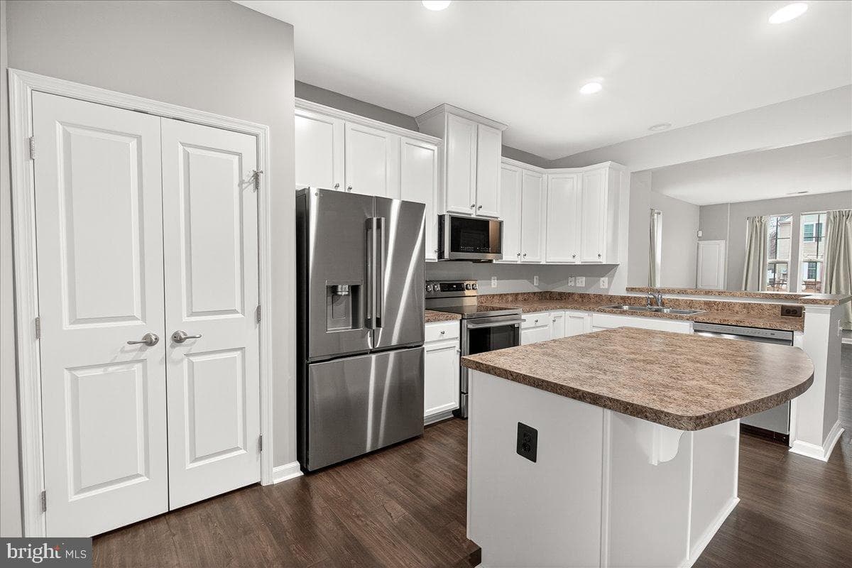 37 Erie Place photo 12
