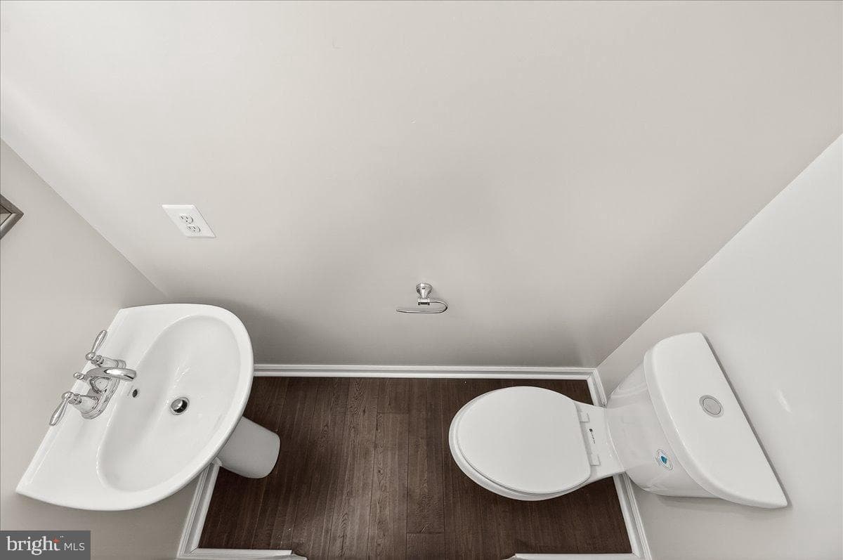 37 Erie Place photo 17