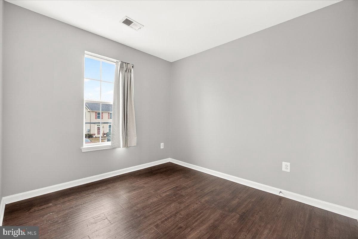 37 Erie Place photo 24