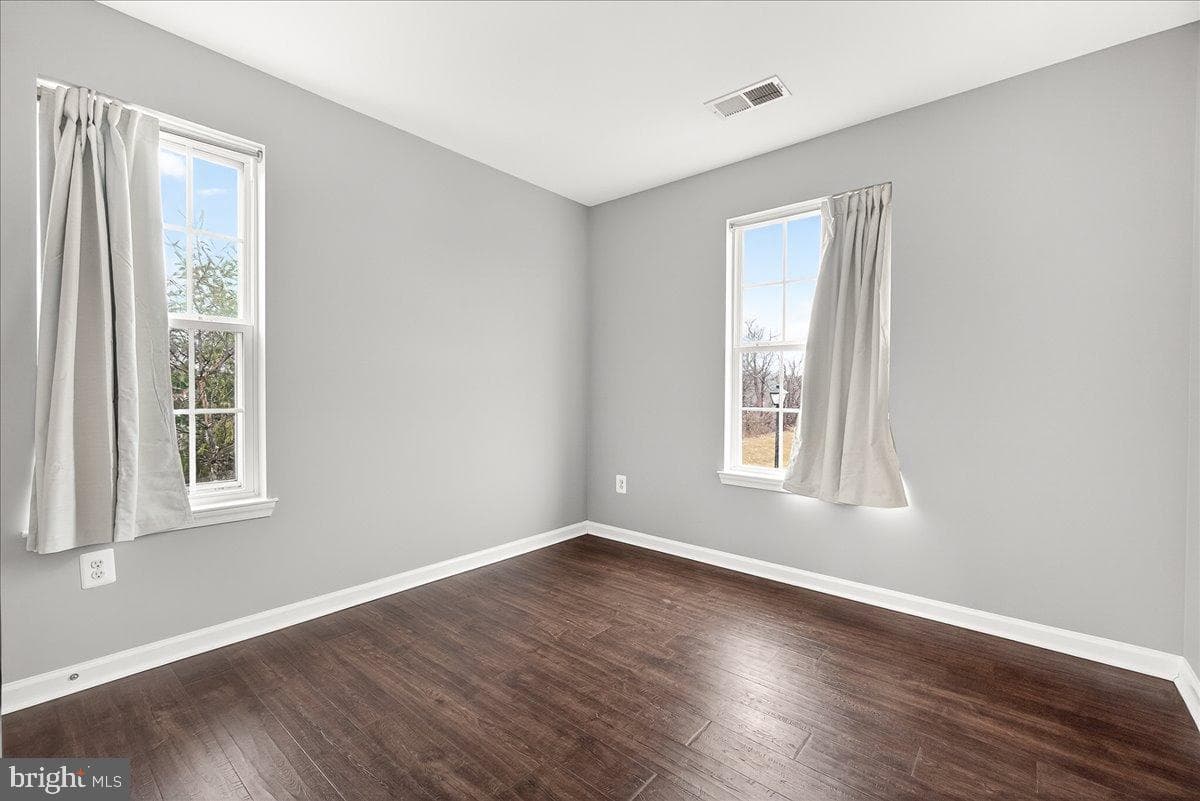 37 Erie Place photo 25