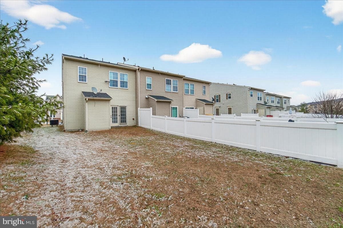 37 Erie Place photo 26