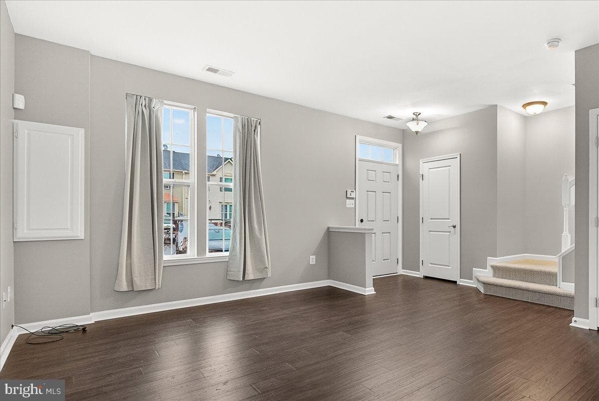37 Erie Place photo 7