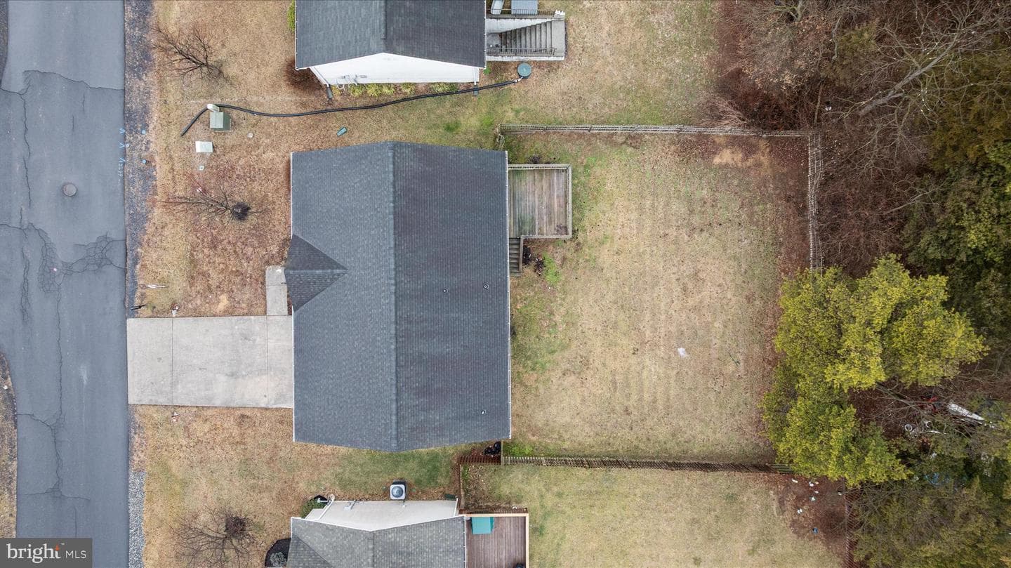 512 Ford Circle photo 42