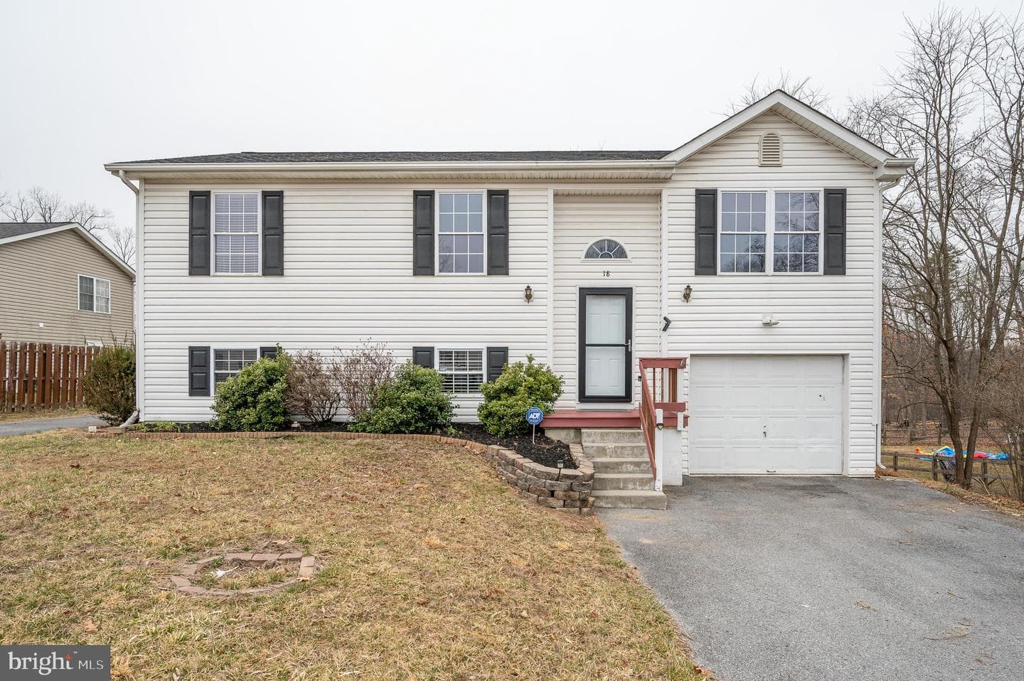 18 Veterans Way