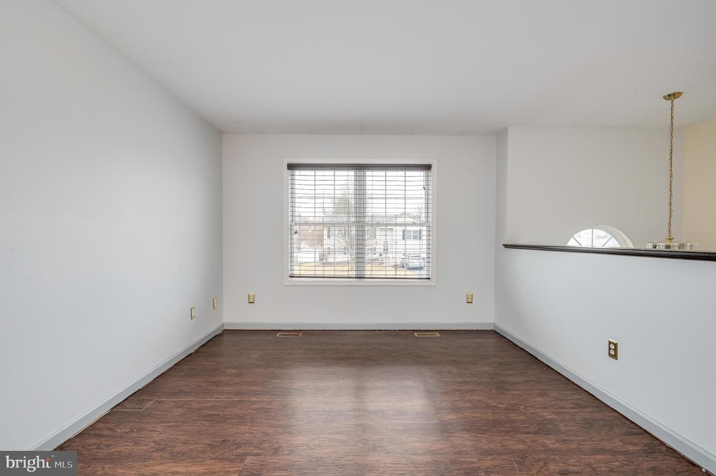18 Veterans Way photo 23