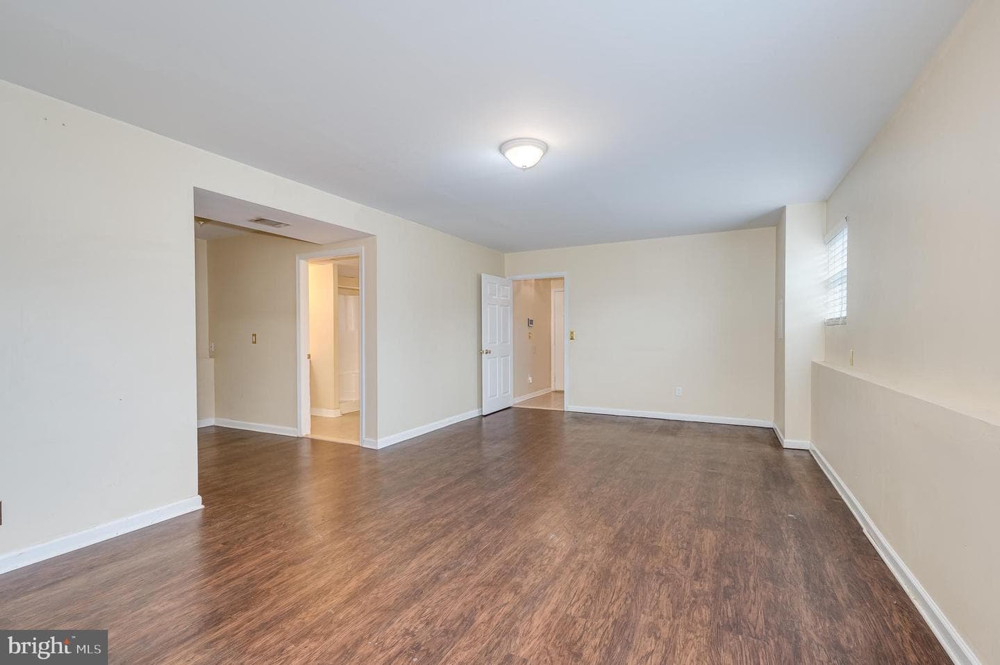18 Veterans Way photo 48