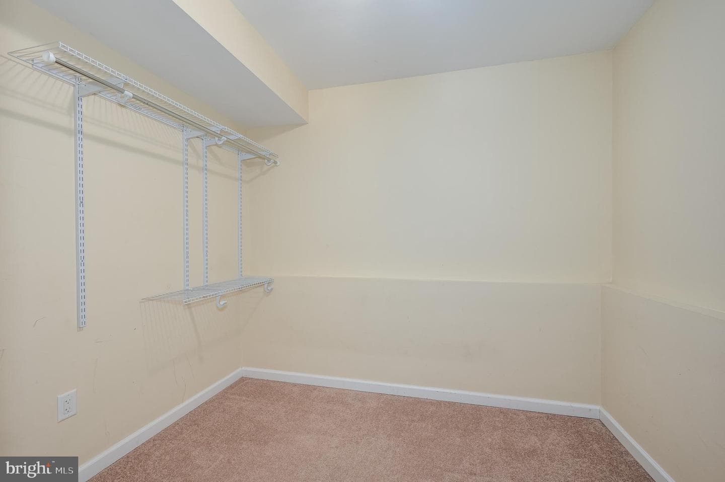 18 Veterans Way photo 52