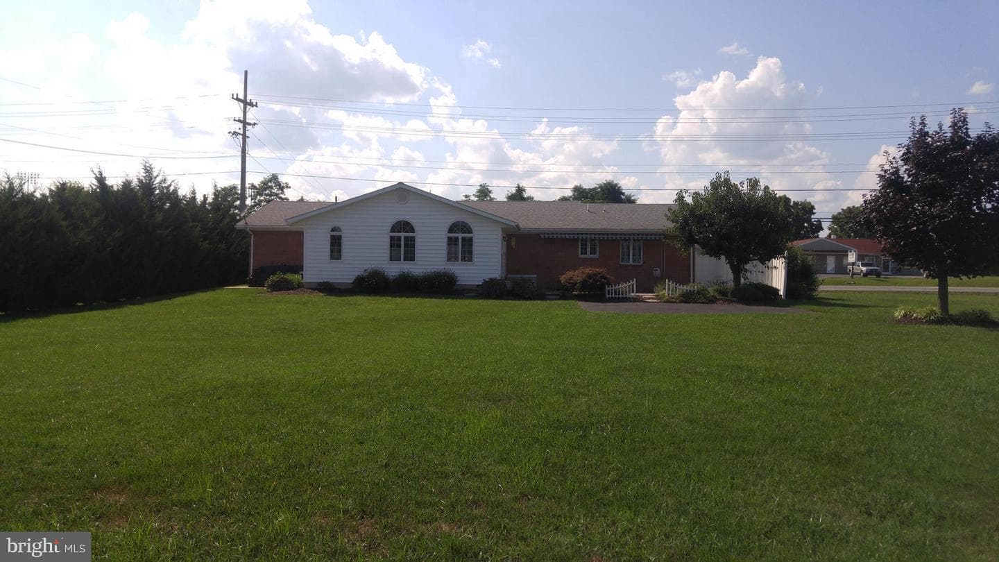 8509 Winchester Avenue photo 3
