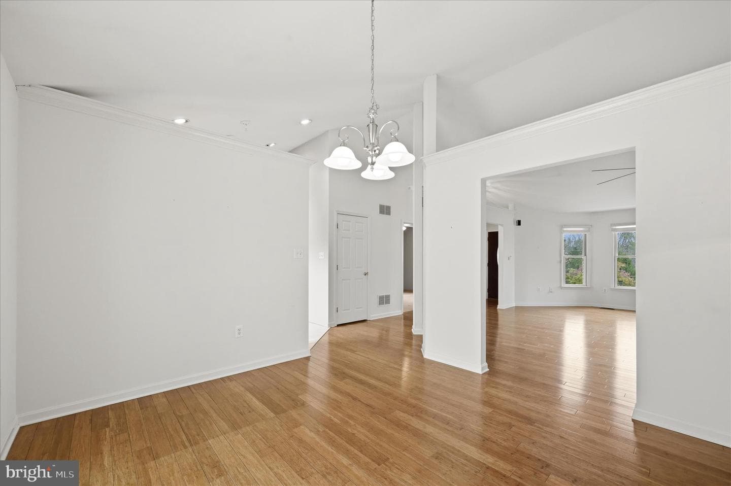 238 Comstock Drive photo 13