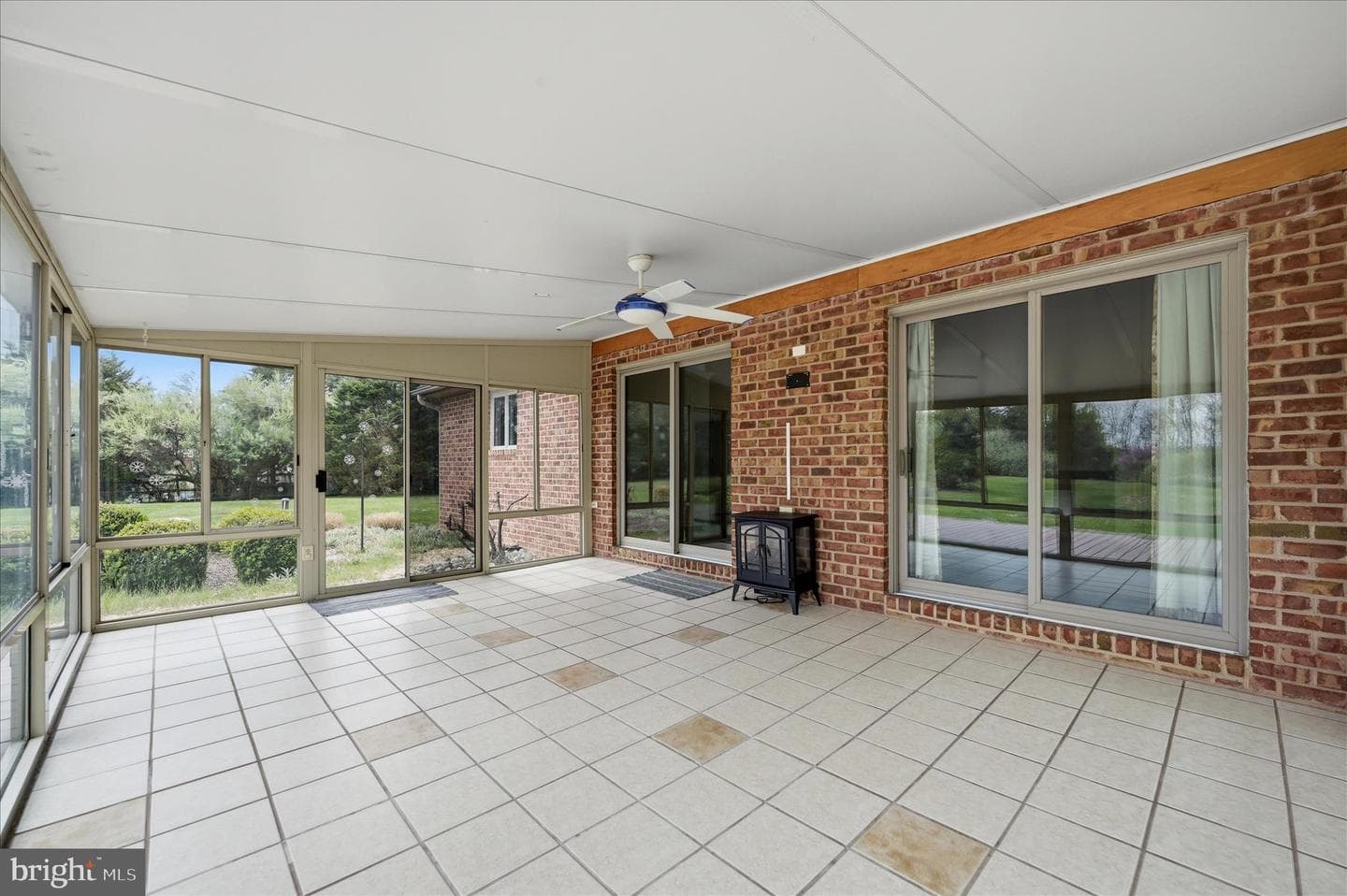238 Comstock Drive photo 16