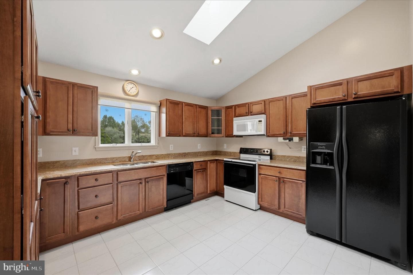 238 Comstock Drive photo 17