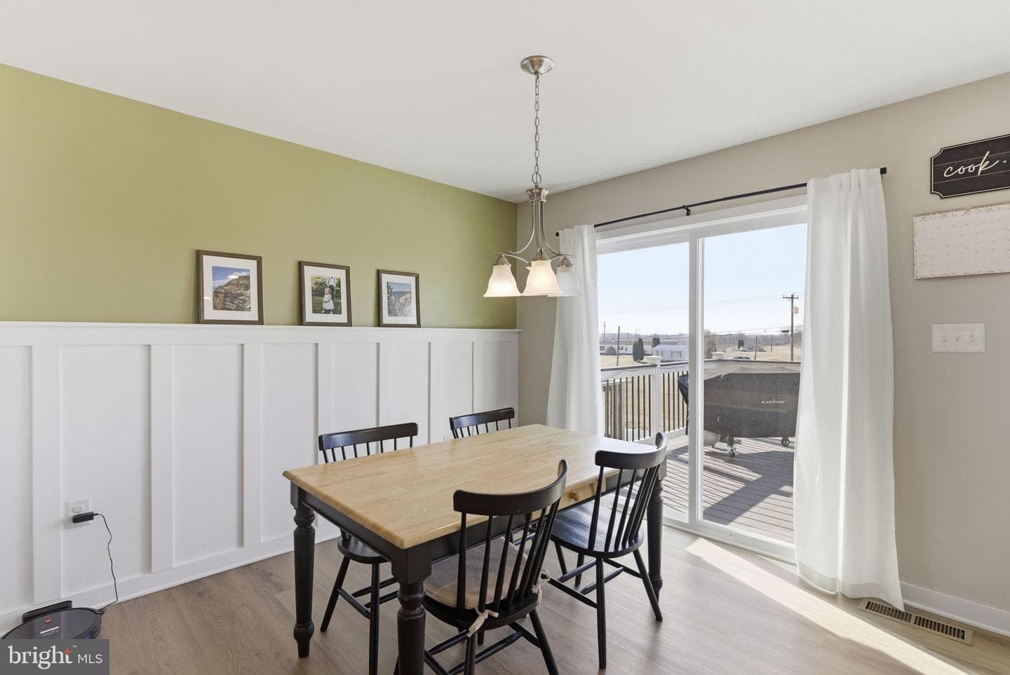125 Carnes Way photo 13