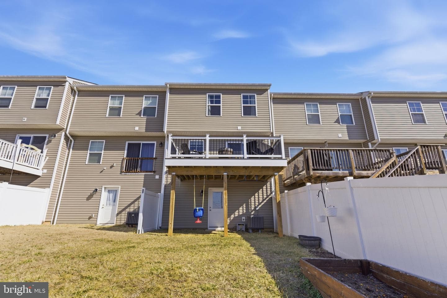 125 Carnes Way photo 38