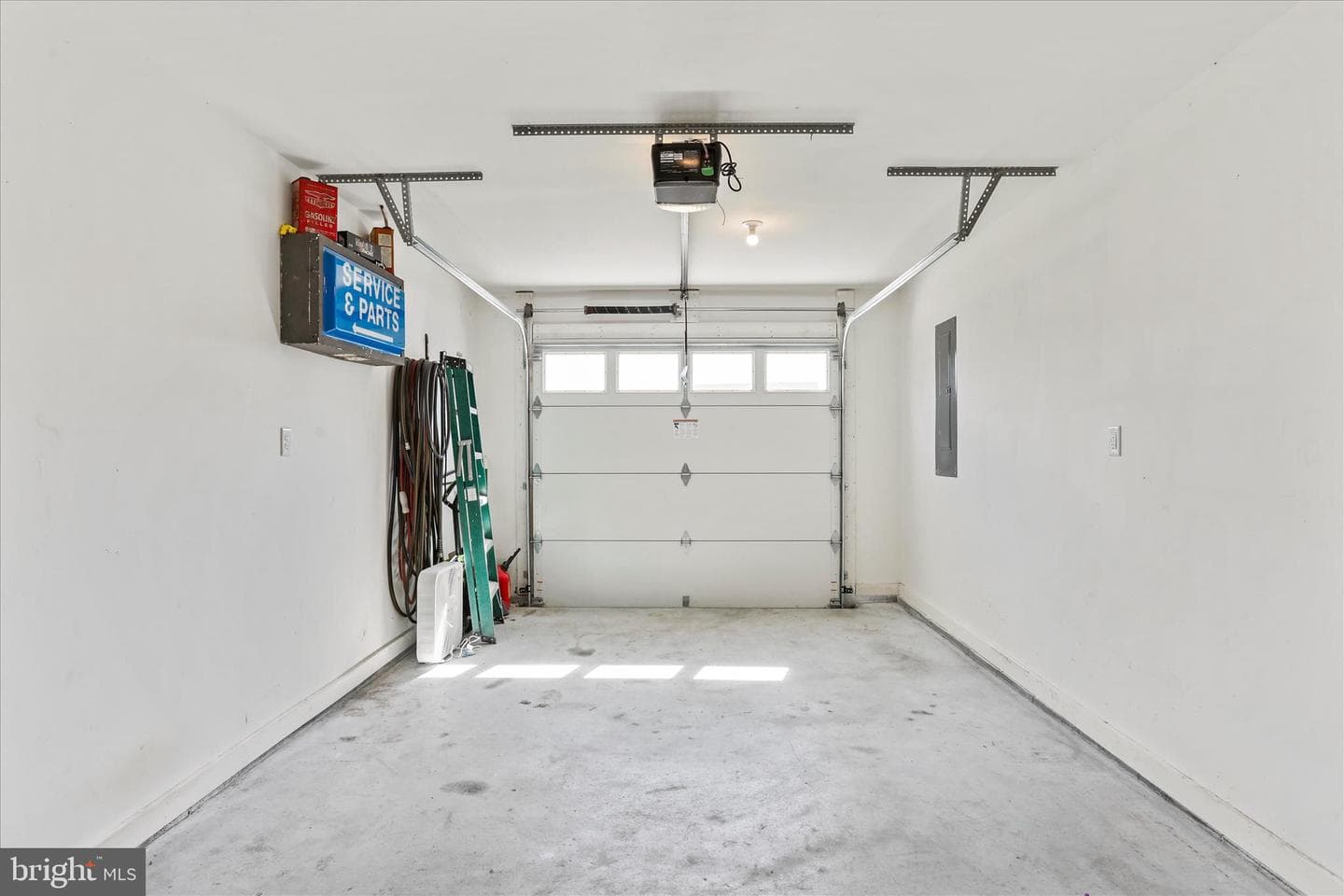 105 Whippet Court photo 19
