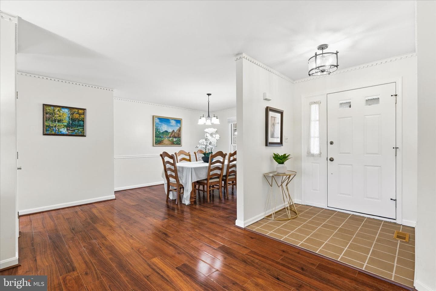 51 Pembroke Lane photo 7