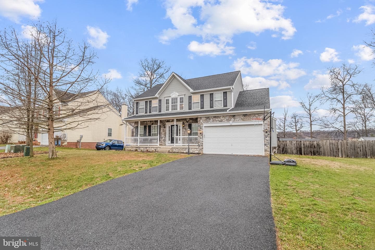 811 Talisman Drive photo 4