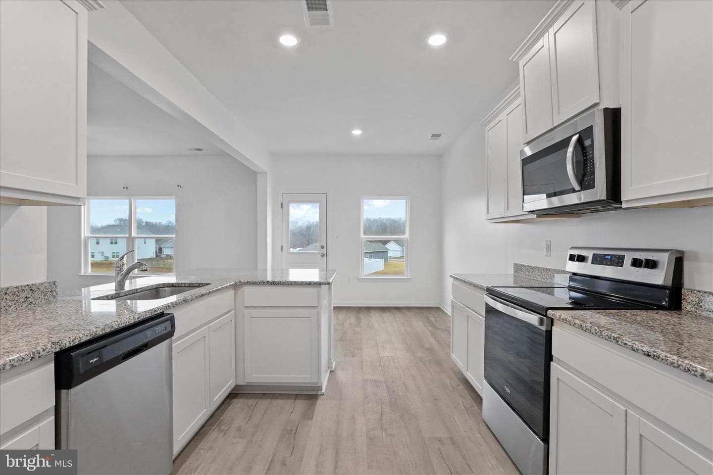300 Headwaters Drive photo 19