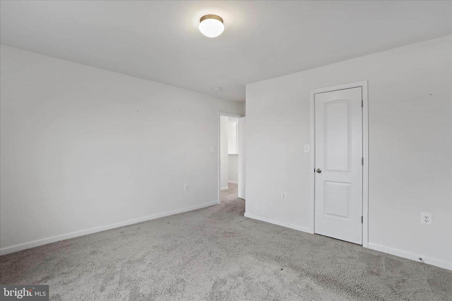 300 Headwaters Drive photo 35