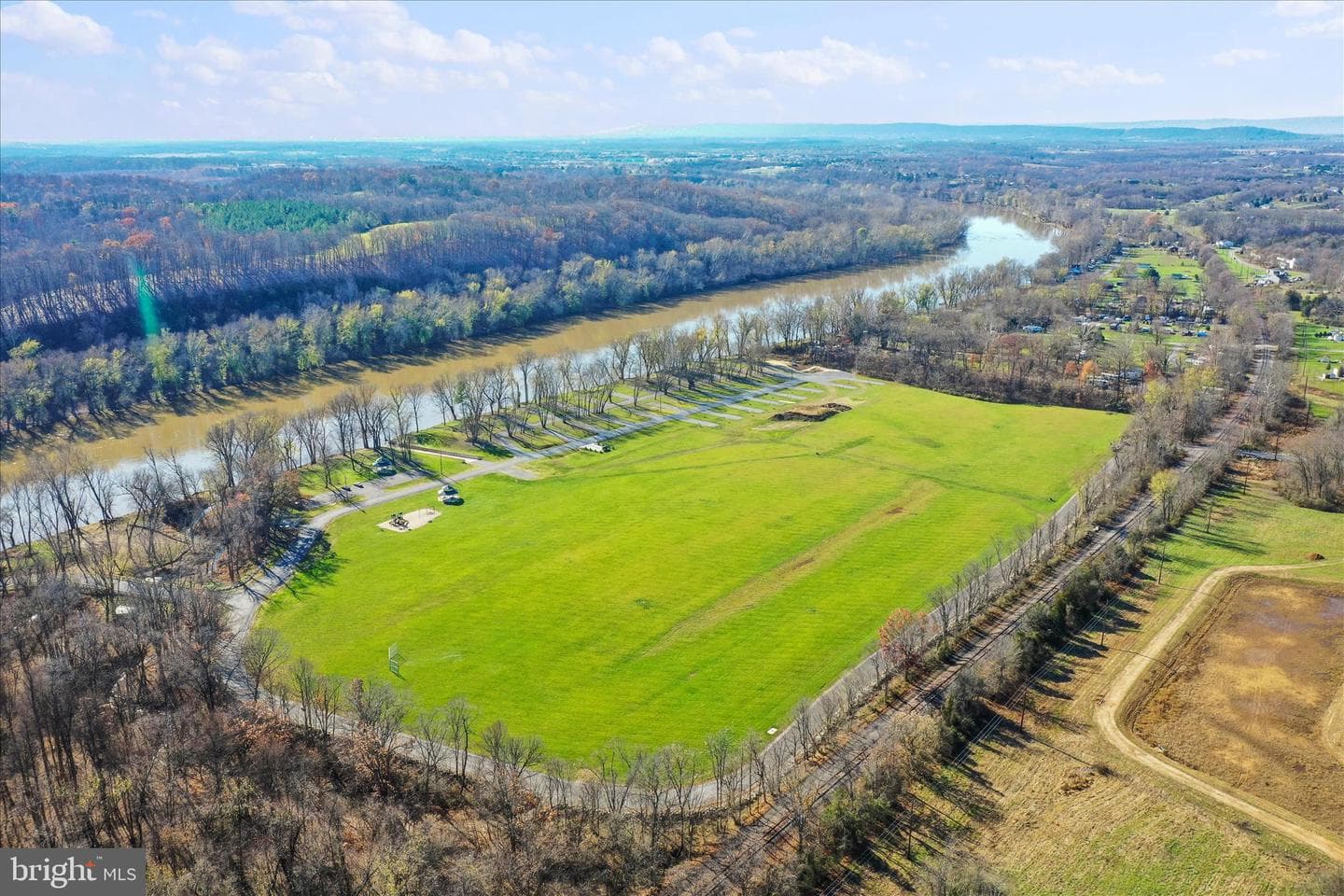 300 Headwaters Drive photo 59