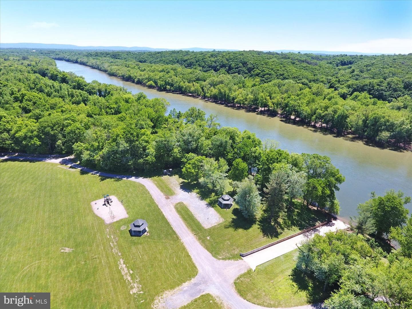 300 Headwaters Drive photo 65