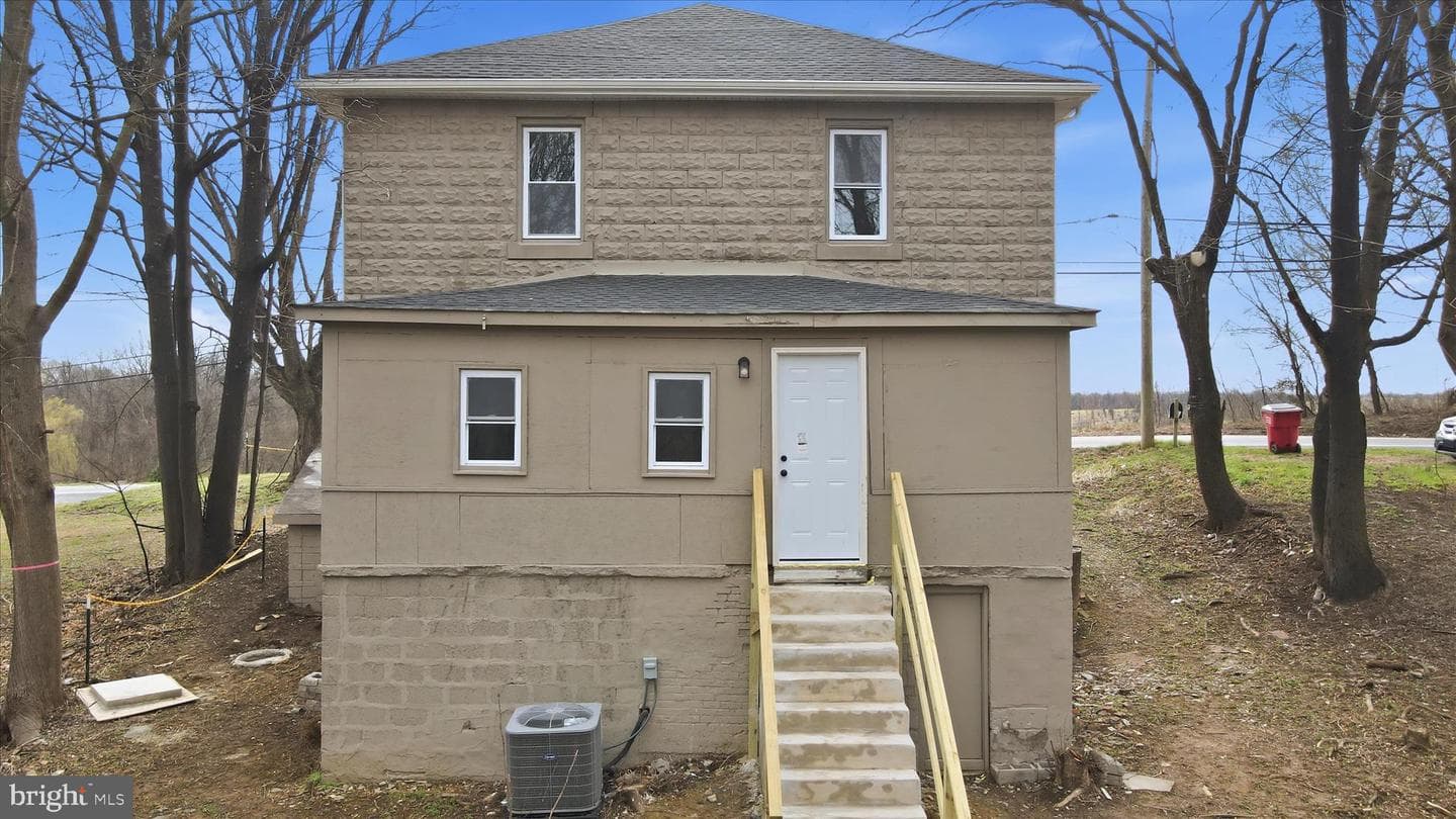 1035 Hammonds Mill Road photo 4