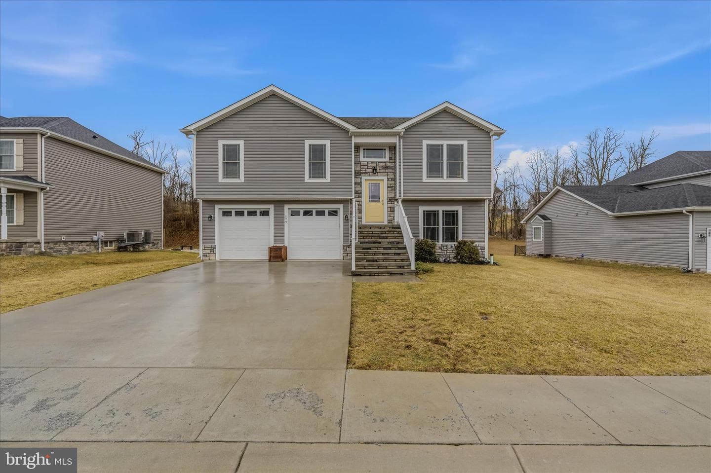 174 Brant Lane photo 35