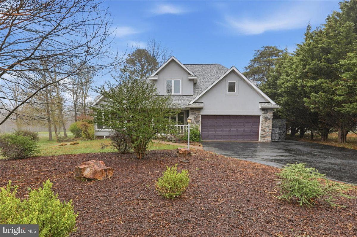 463 Wampum Lane photo 5