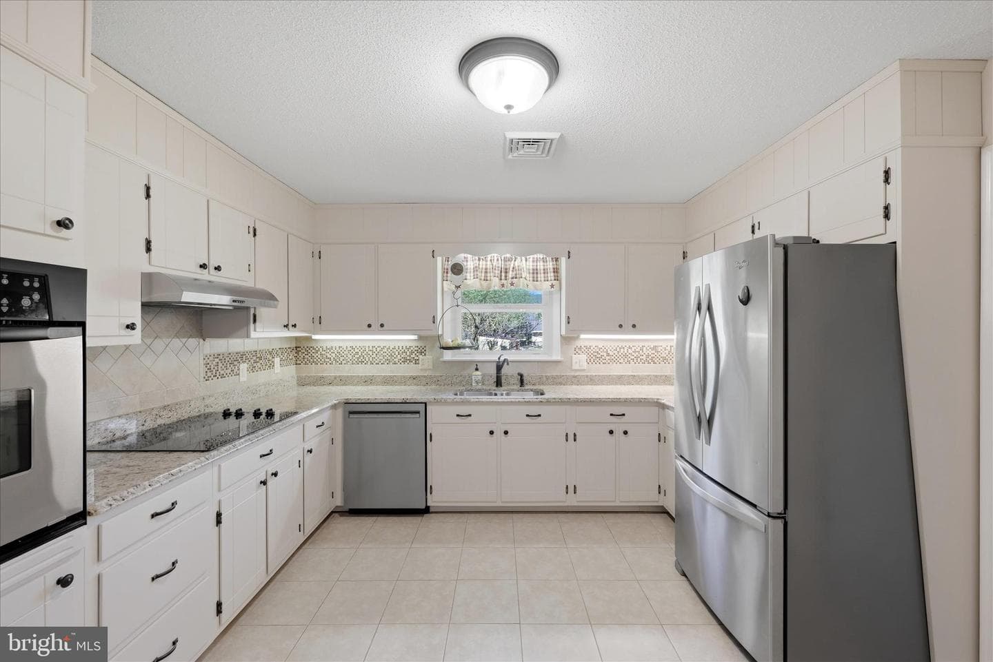 80 Iroquois Trail photo 18