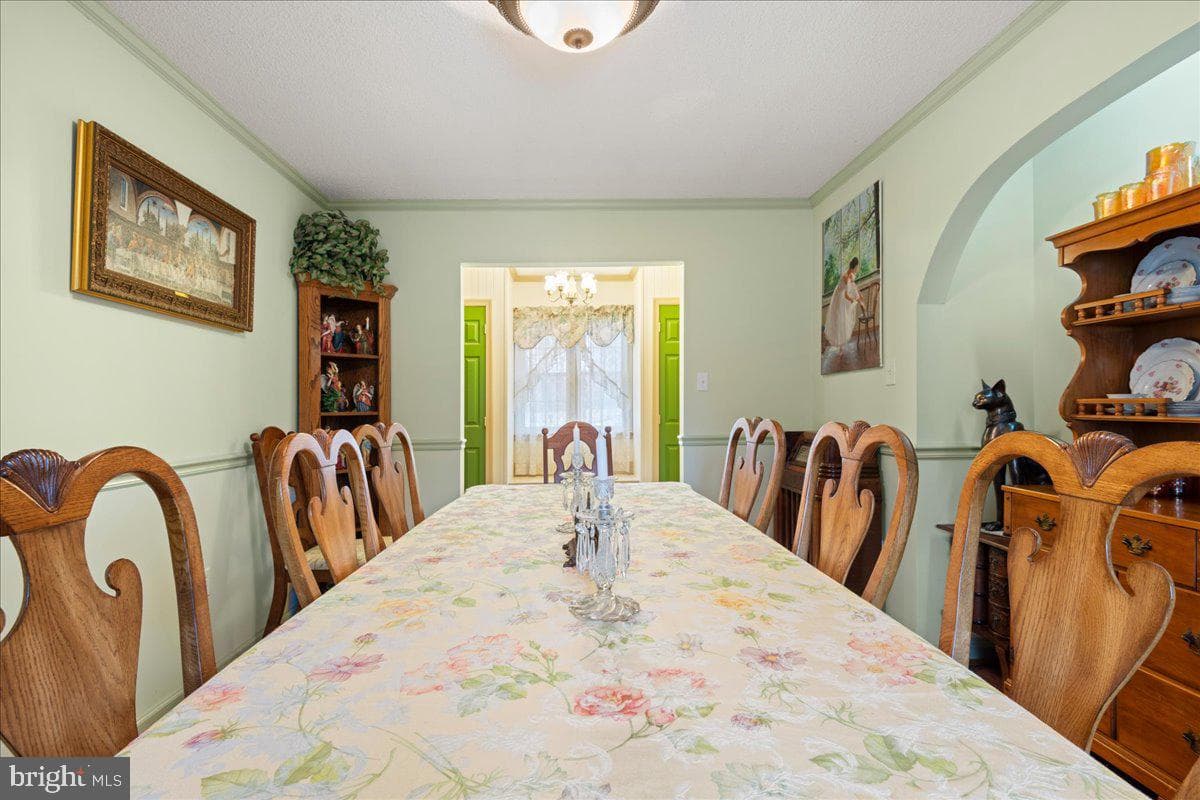 462 Camelot Boulevard photo 20