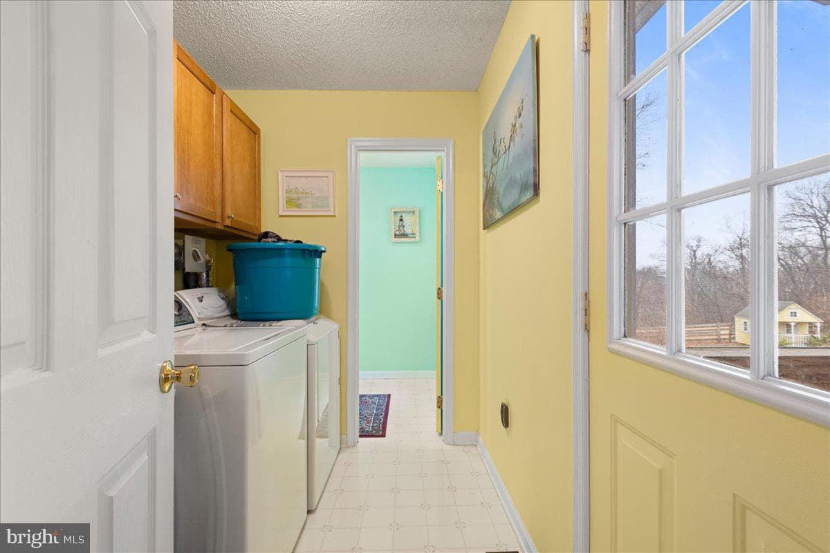 462 Camelot Boulevard photo 23