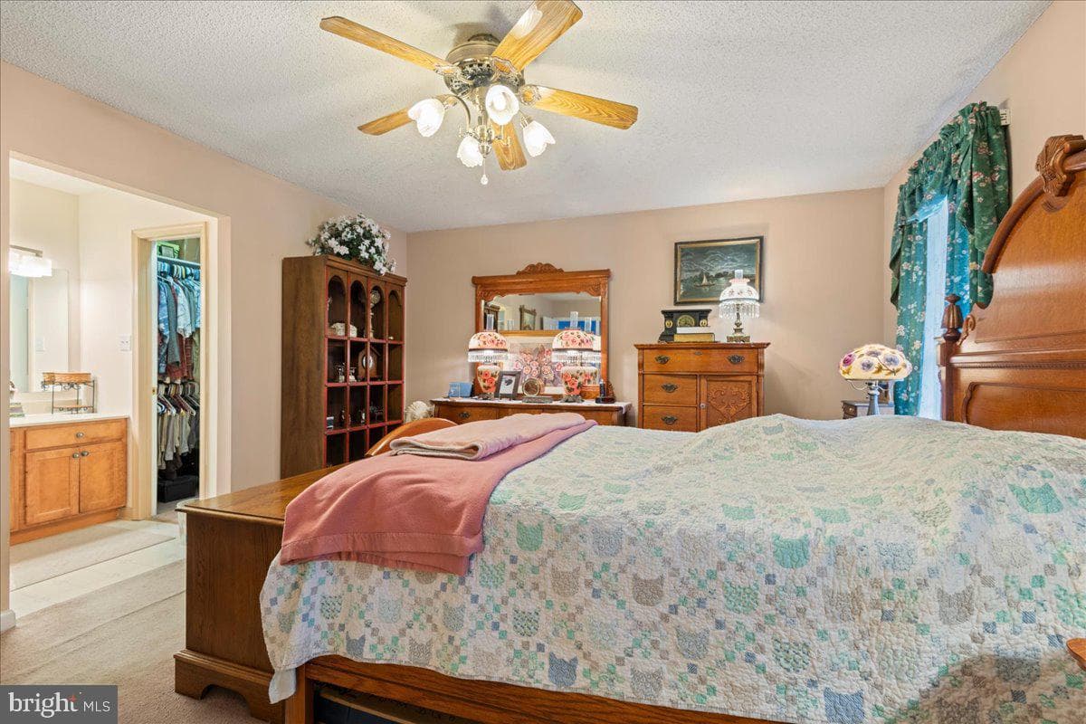 462 Camelot Boulevard photo 27