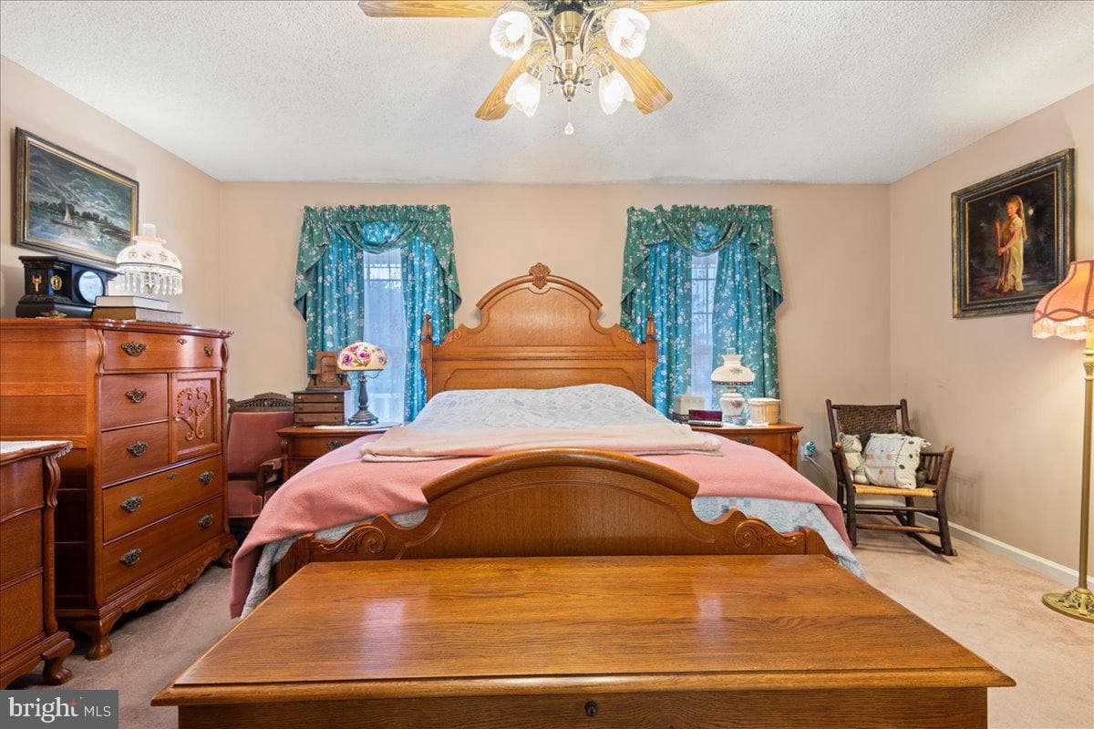 462 Camelot Boulevard photo 28