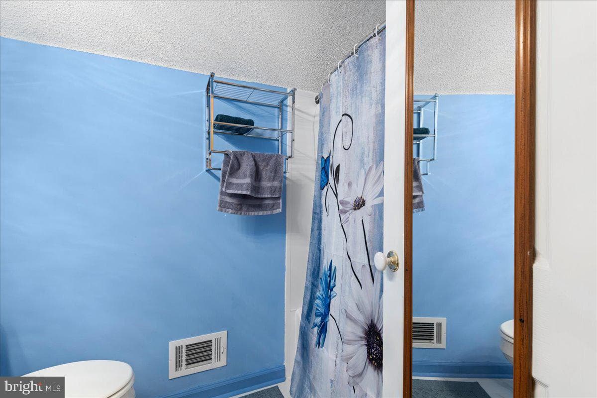 462 Camelot Boulevard photo 36