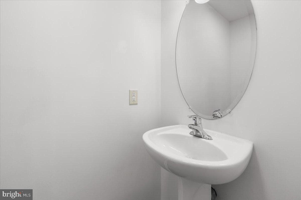 9 Currituck Court photo 8