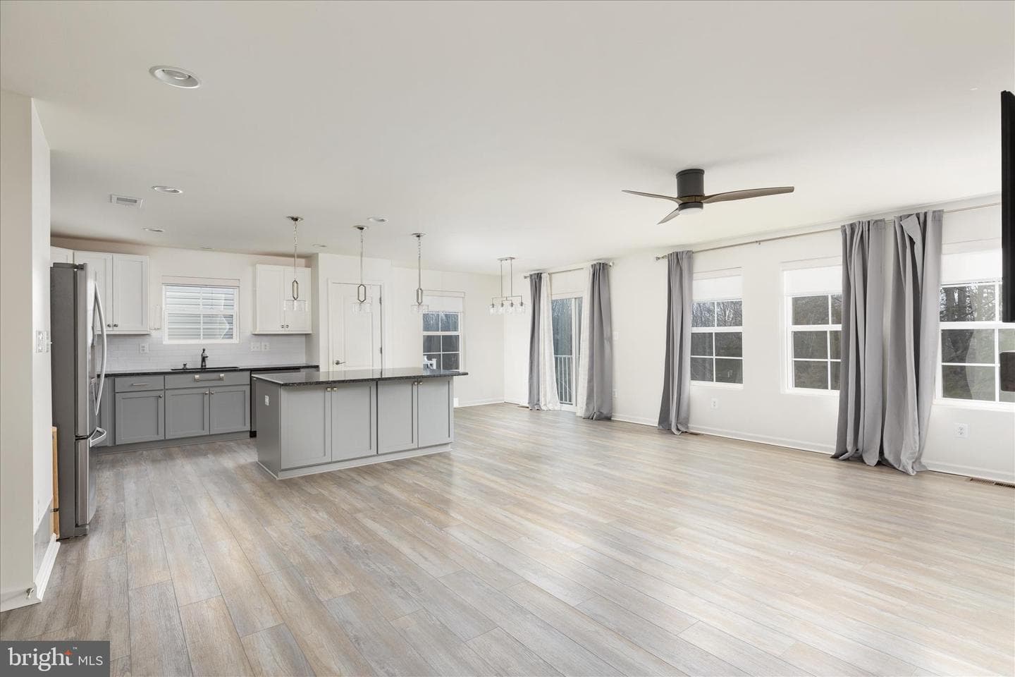 250 Stager Avenue photo 6
