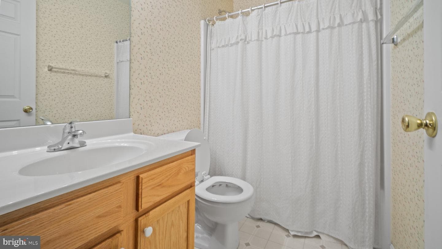 404 Michigan Drive photo 18