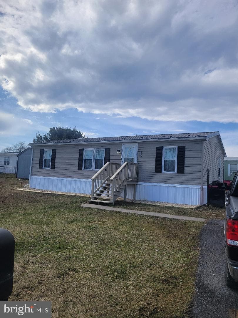 287 Royal Crest Drive photo 4
