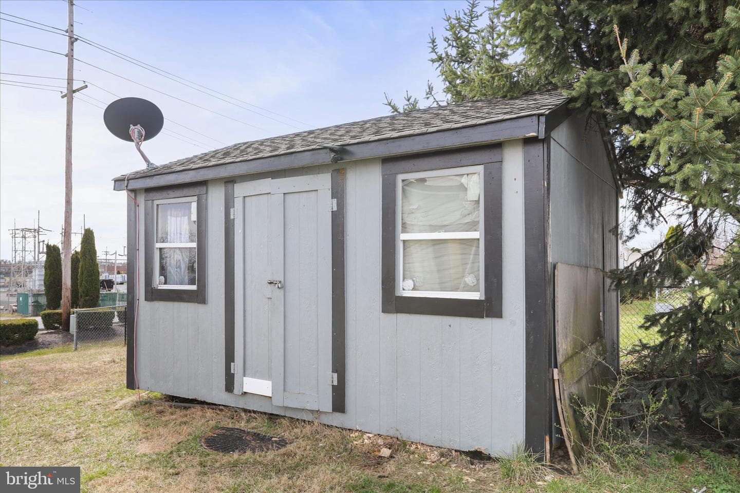 287 Royal Crest Drive photo 42