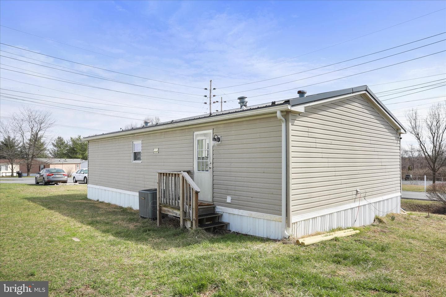 287 Royal Crest Drive photo 43