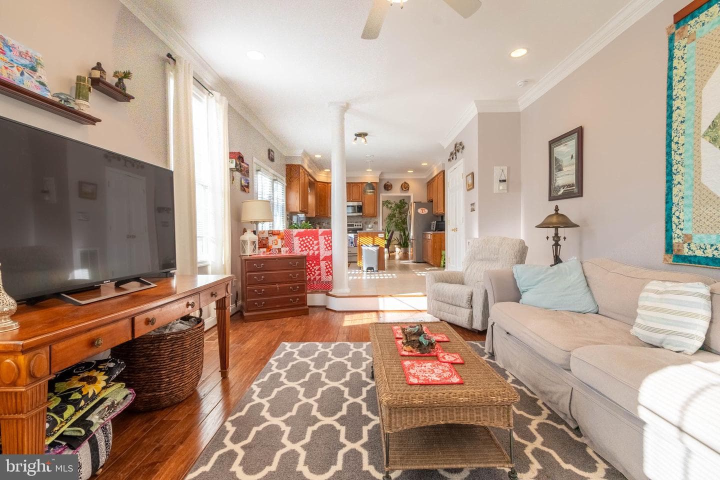 101 Wren Street N photo 17