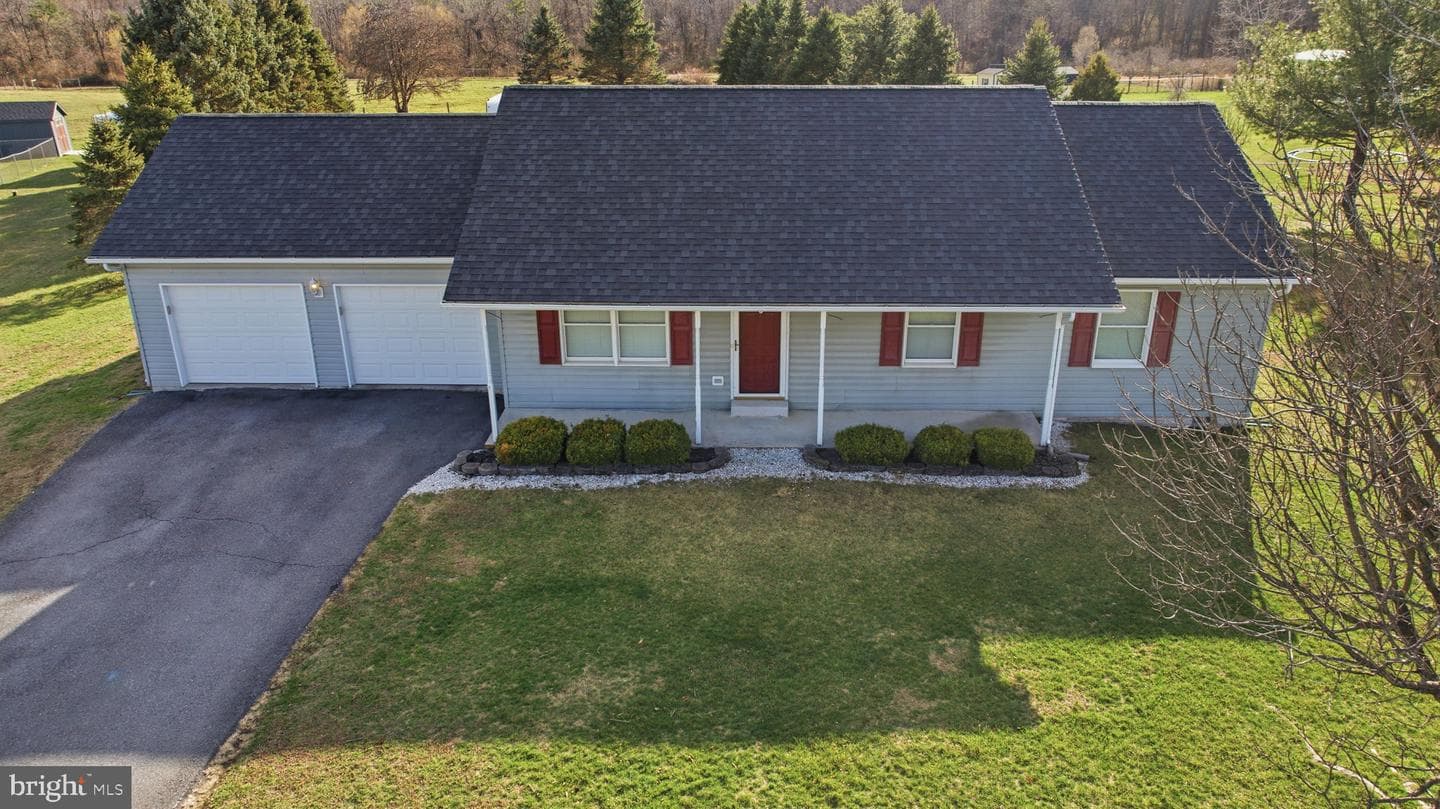 239 Mcgill Drive photo 5