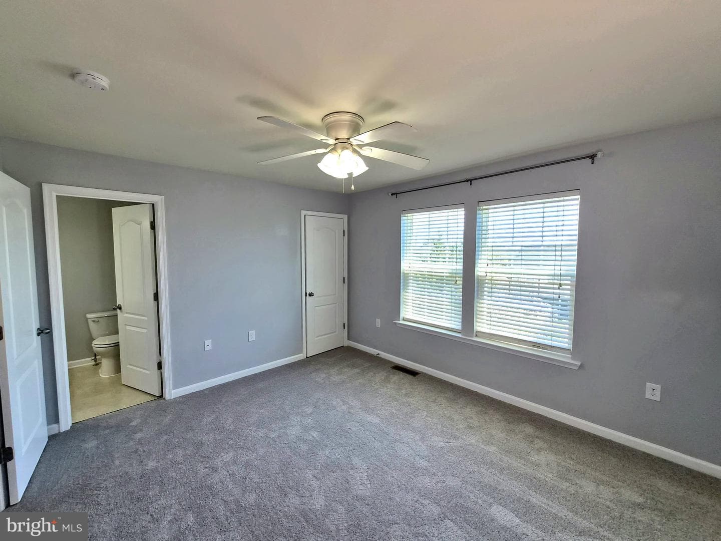 153 Kensington Terrace photo 11