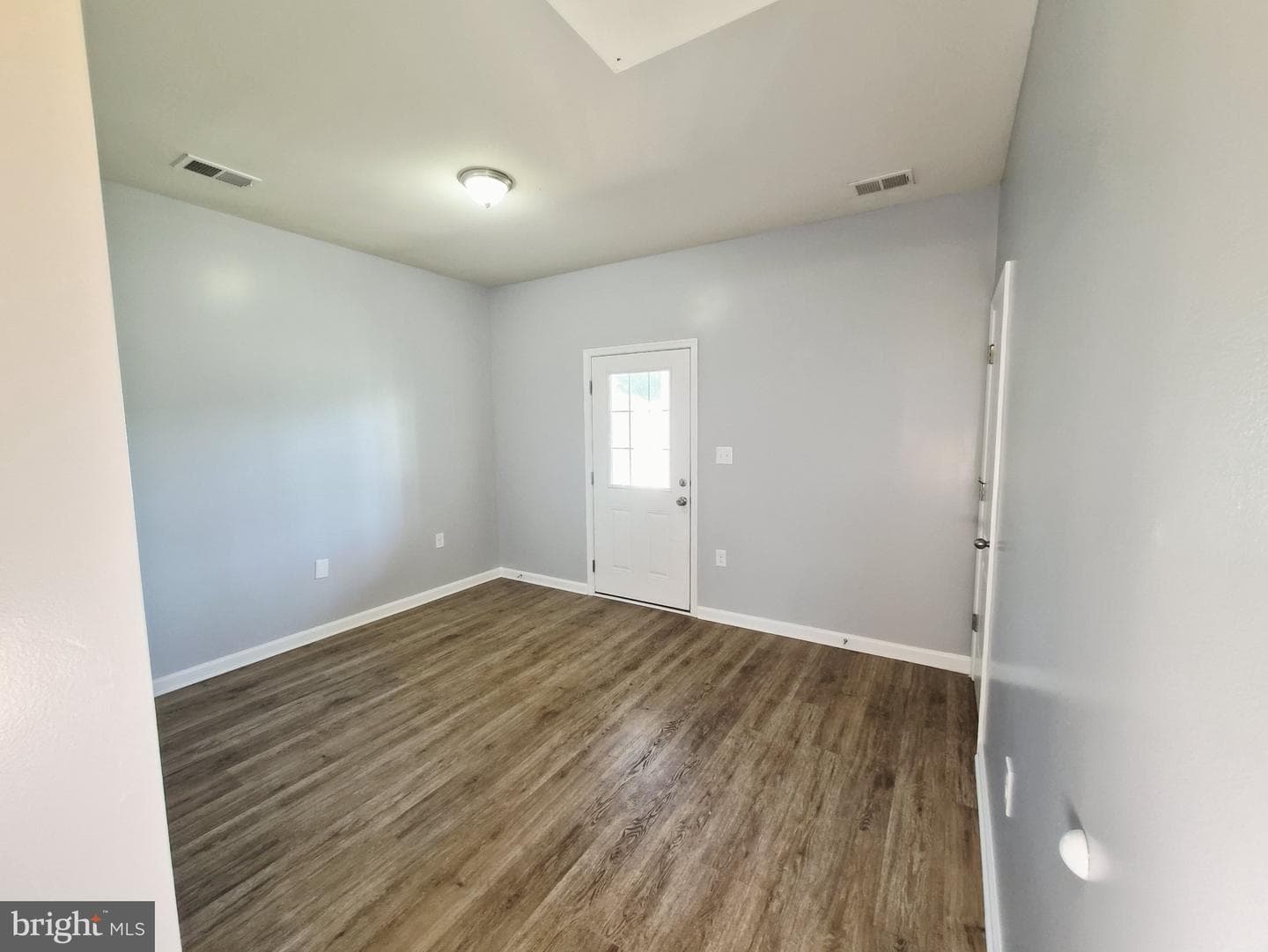153 Kensington Terrace photo 23