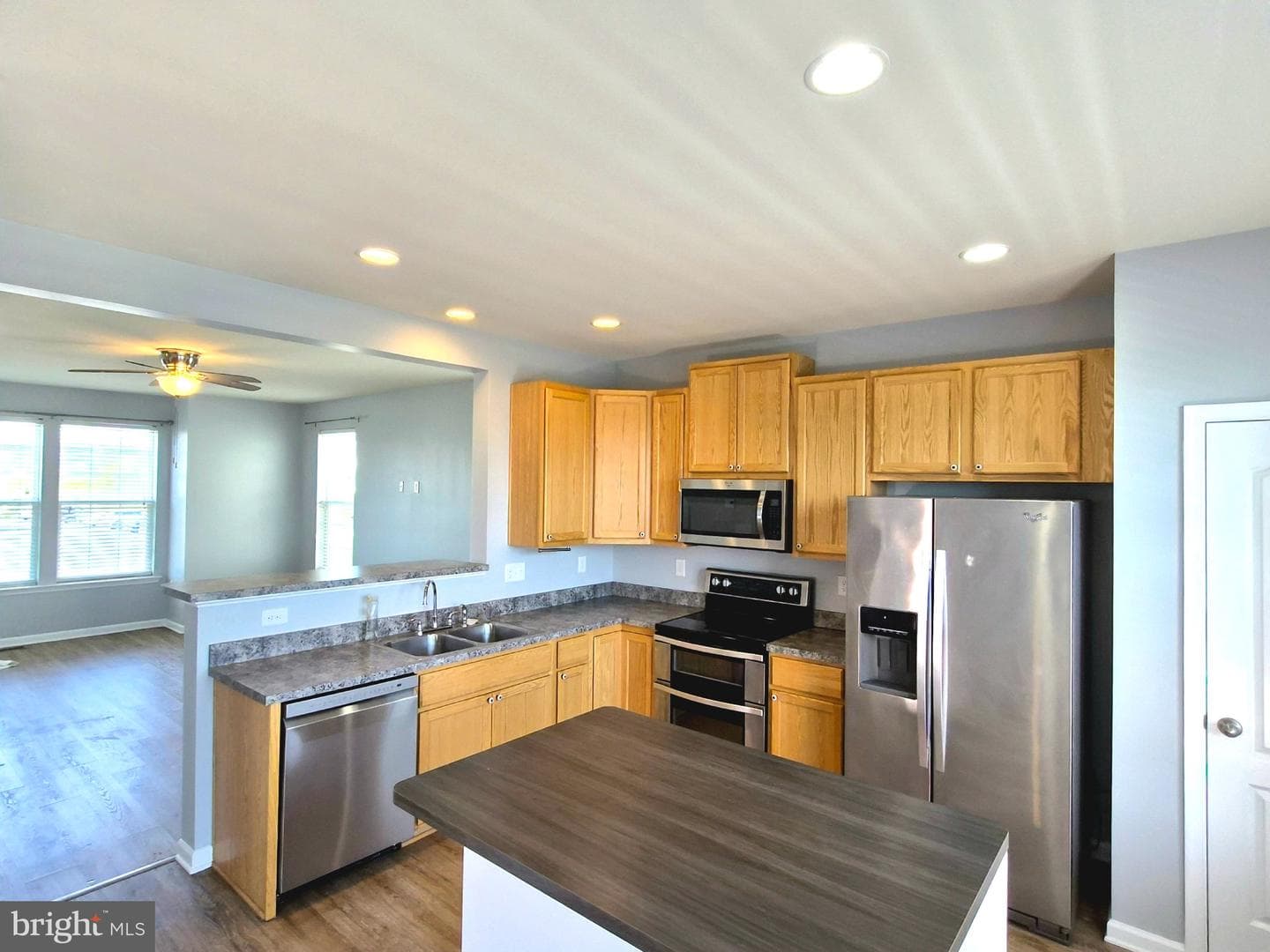 153 Kensington Terrace photo 7