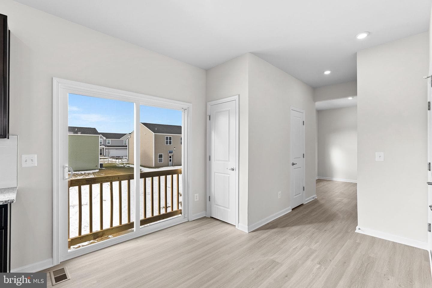 5 Eddy Road photo 18