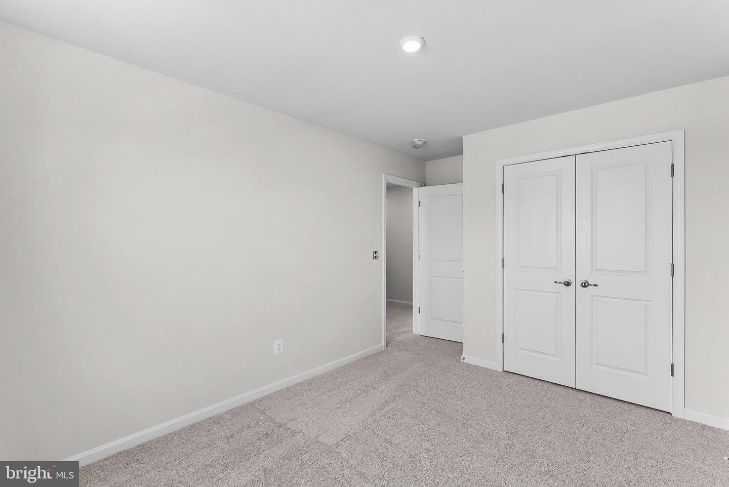 5 Eddy Road photo 37