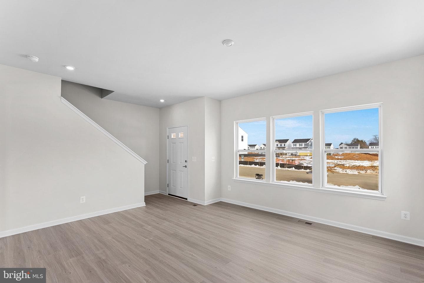5 Eddy Road photo 4