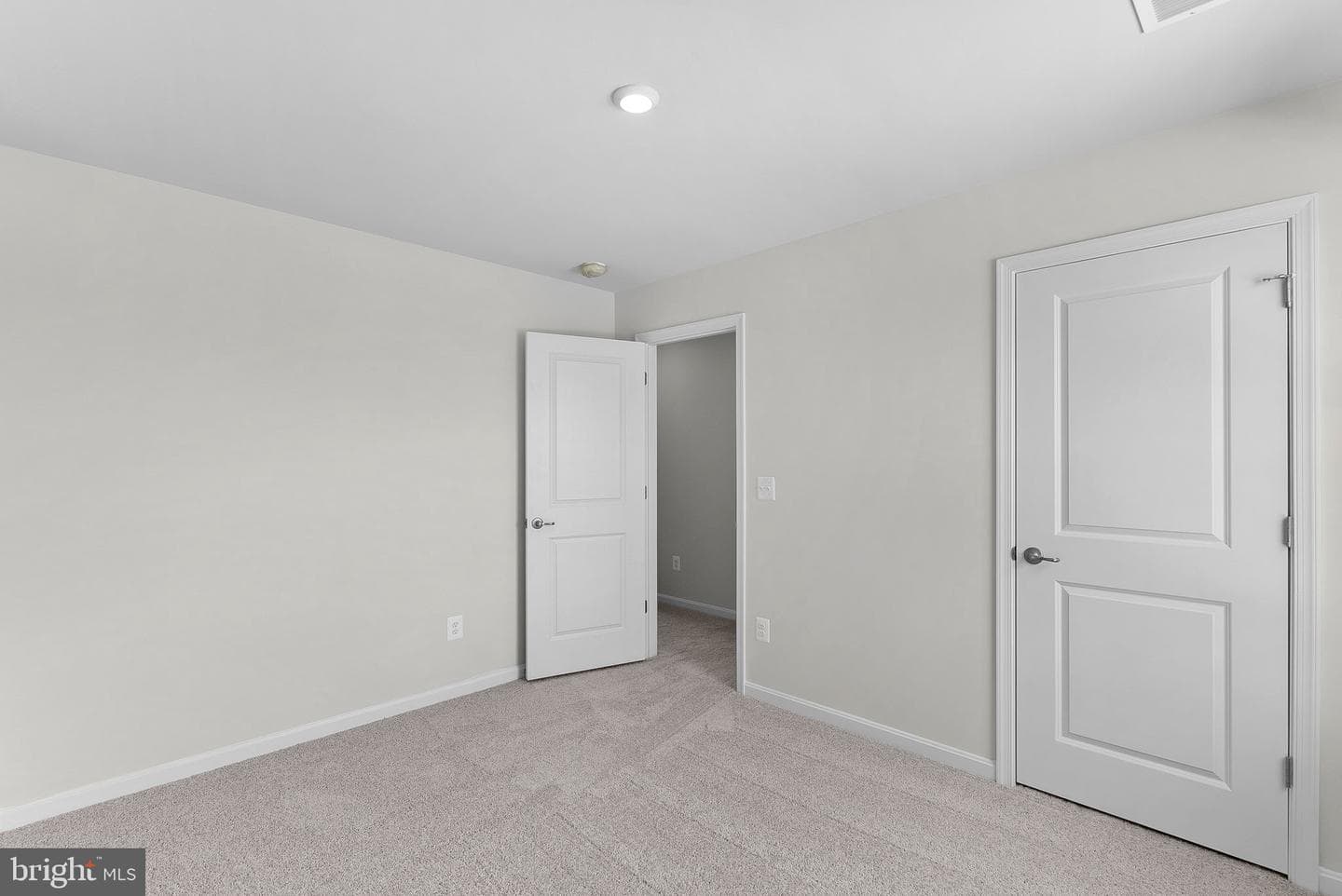 5 Eddy Road photo 40